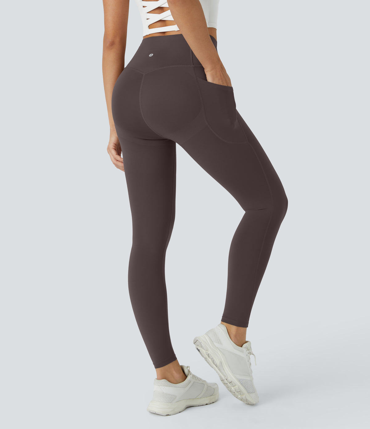 Halara UltraSculpt™ High Waisted Butt Lifting Tummy Control Pocket Shaping Workout Leggings - Hazelnut Black