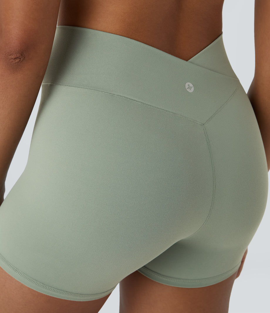 SoftlyZero™ High Waisted Crossover Plain Yoga Biker Shorts 3''-UPF50+ - Asparagus