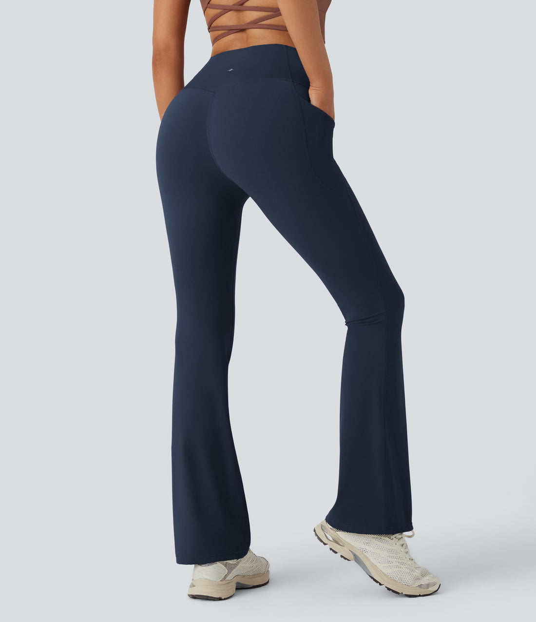 Halara UltraSculpt™ High Waisted Tummy Control Pocket Shaping Yoga Bootcut Leggings - Carbon