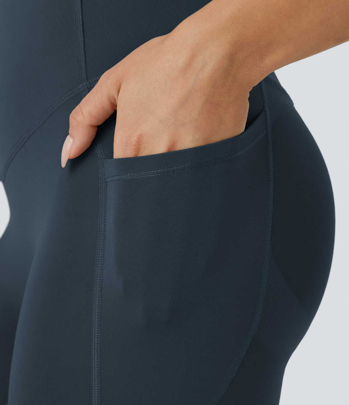 Halara UltraSculpt™ High Waisted Butt Lifting Tummy Control Pocket Shaping Workout Leggings - Carbon