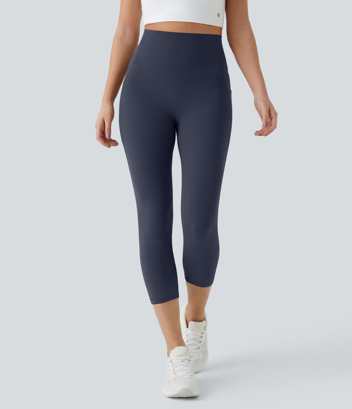 Halara UltraSculpt™ High Waisted Tummy Control Pocket Shaping Training Capri Leggings - Mood Indigo