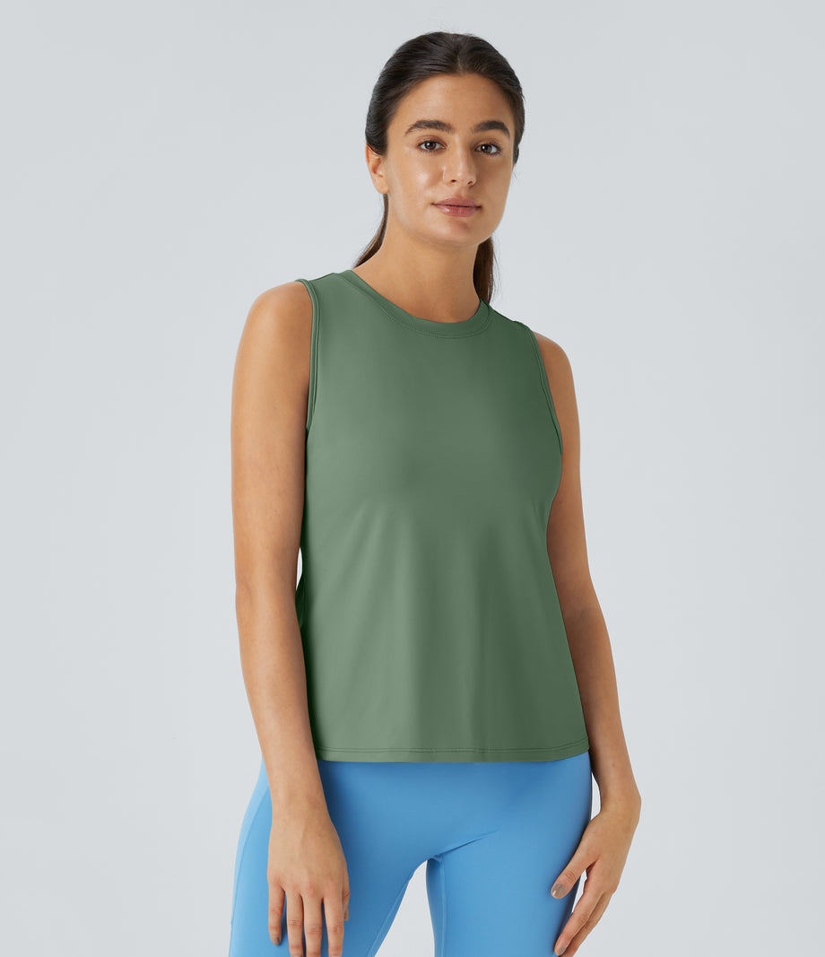 Cut Out Crossover Hem Solid Yoga Tank Top - Dark Ivy