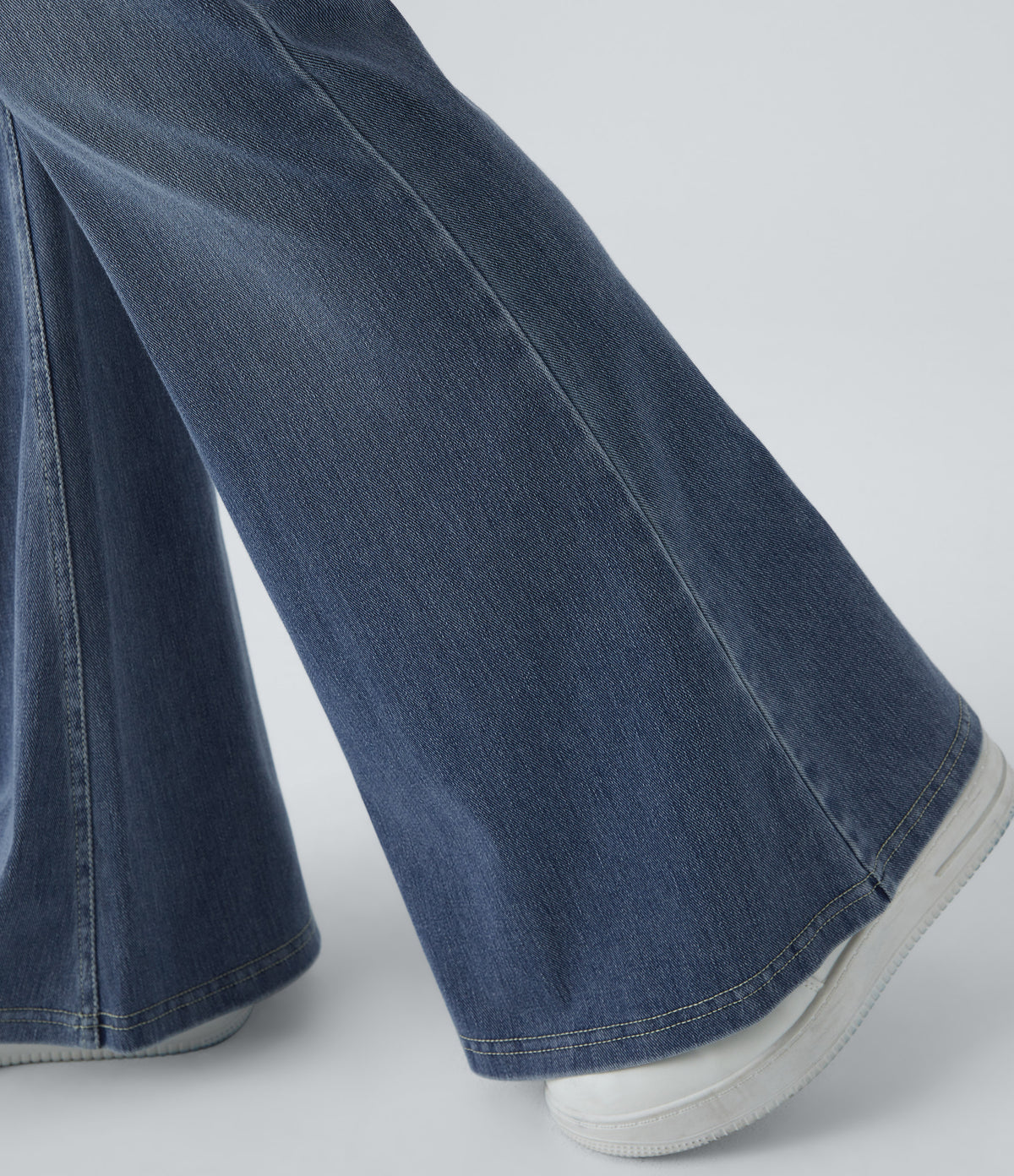 Halara Flex™ High Waisted Crossover Pocket Washed Casual Flare Jeans - Blue Gray Denim