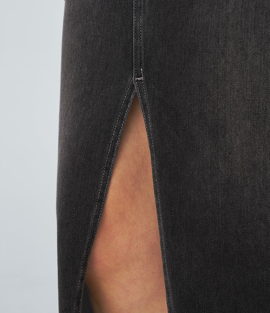 Halara Flex™ High Waisted Pockets Bodycon Washed Denim Casual Midi Skirt - Dirty Grey Black Denim
