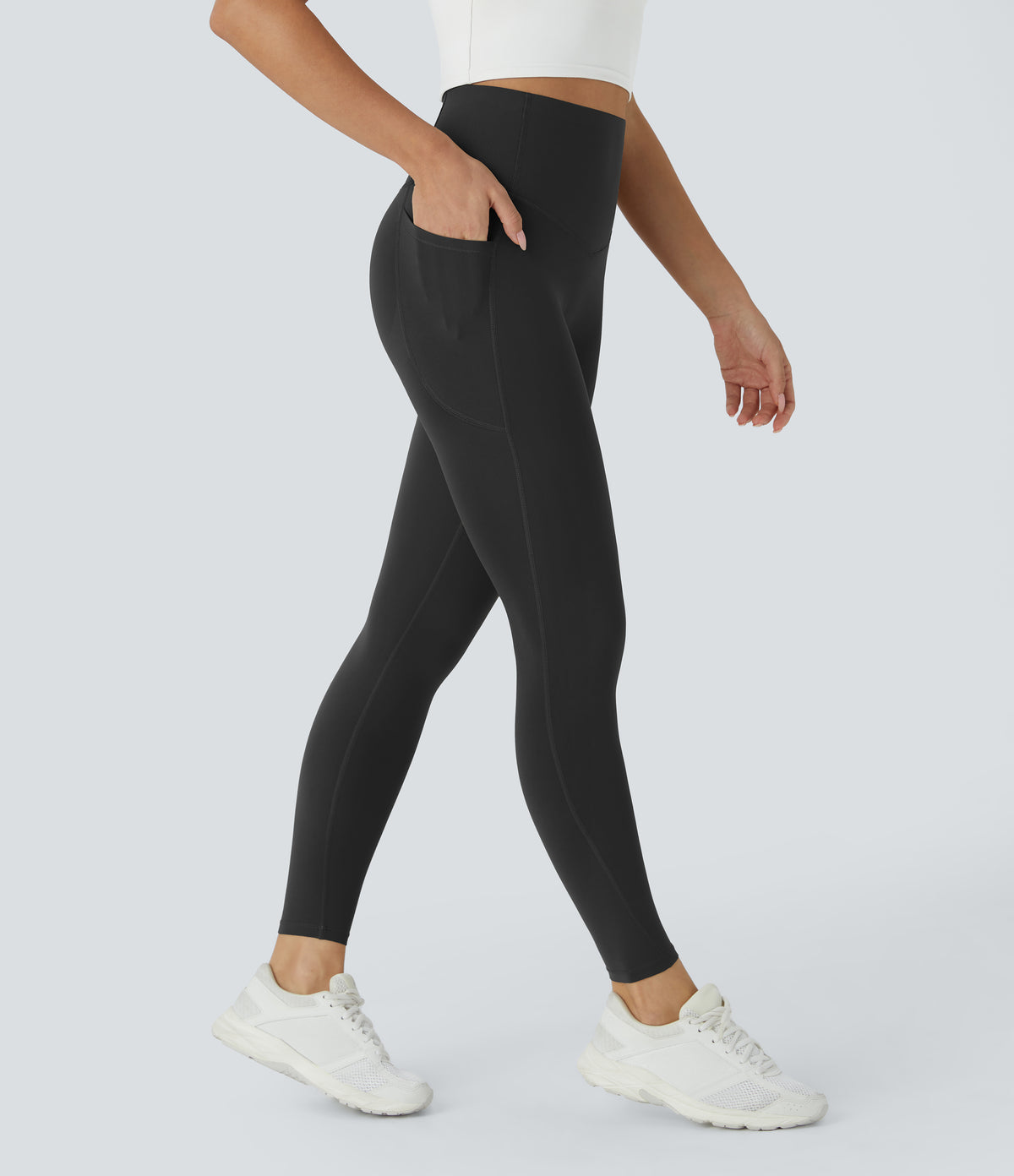 Halara UltraSculpt™ High Waisted Butt Lifting Tummy Control Pocket Shaping Workout Leggings - Black